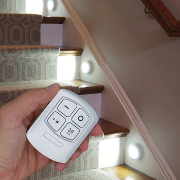 KIT 3 LUMINÁRIAS DE LED INTELIGENTES COM CONTROLE REMOTO